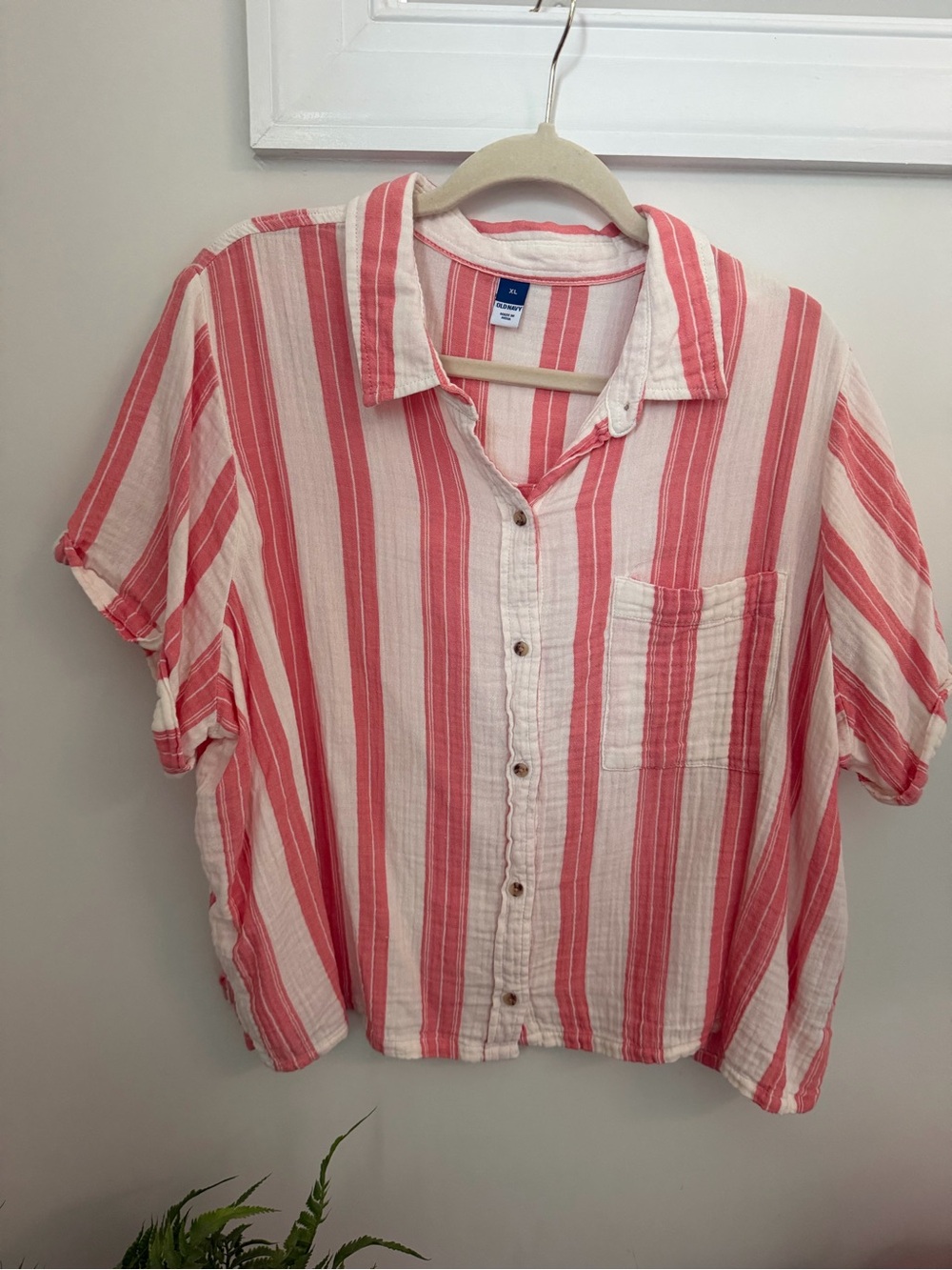 Old Navy Red and White Striped Short-Sleeve Button-Down Shirt